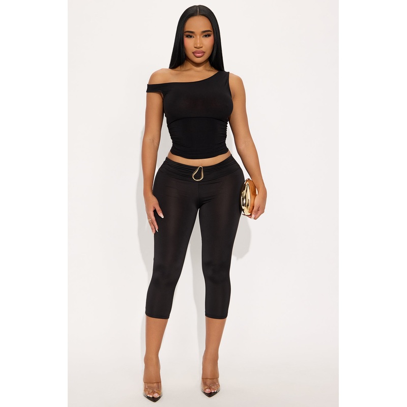 Gazelle Hardware Capri Legging – Black