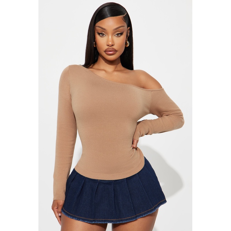 Girl Dinner One Shoulder Sweater – Mocha