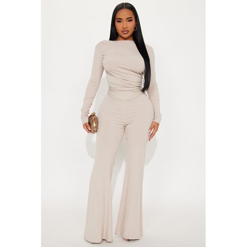 Isabella Ribbed Long Sleeve Jumpsuit – Stone
