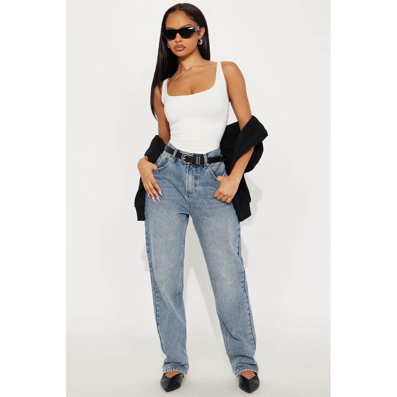 My Boyfriend Straight Leg Jeans – Medium Wash