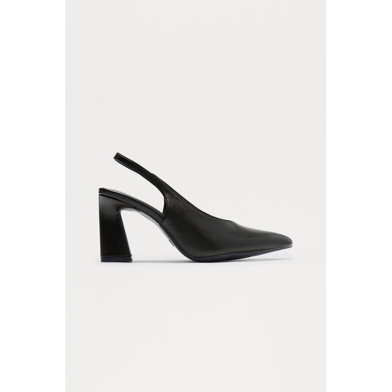 Taven Slingback Pumps – Black
