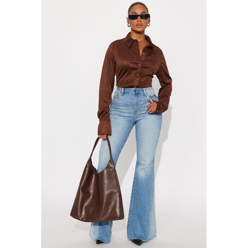 Adelana Bell Bottom Flare Jeans – Medium Wash