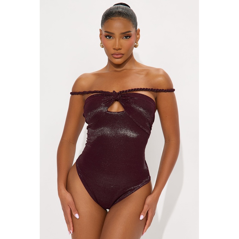 Miriam Twist Strap Off Shoulder Bodysuit – Burgundy