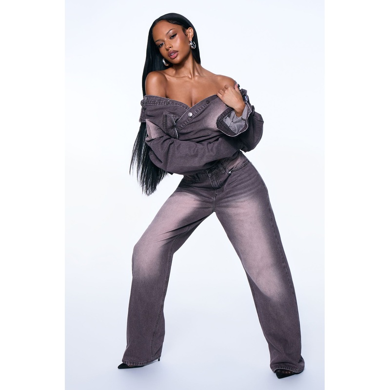 Slow Fade Straight Leg Jeans – Brown