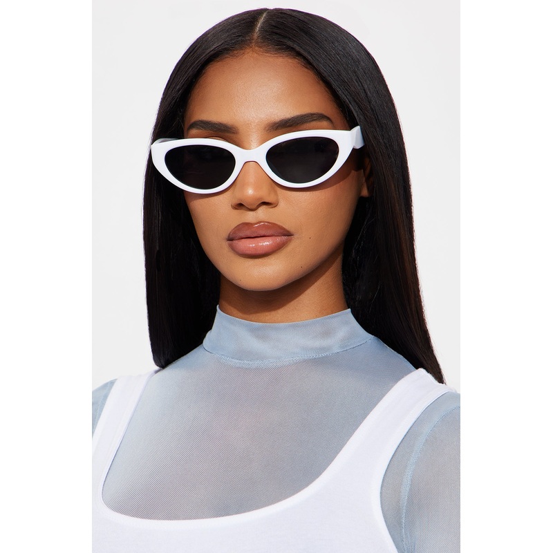 Small Talk Cat Eye Sunglasses – White