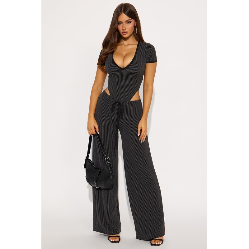 Paulette Short Sleeve Ribbed Bodysuit Pant Set – Black