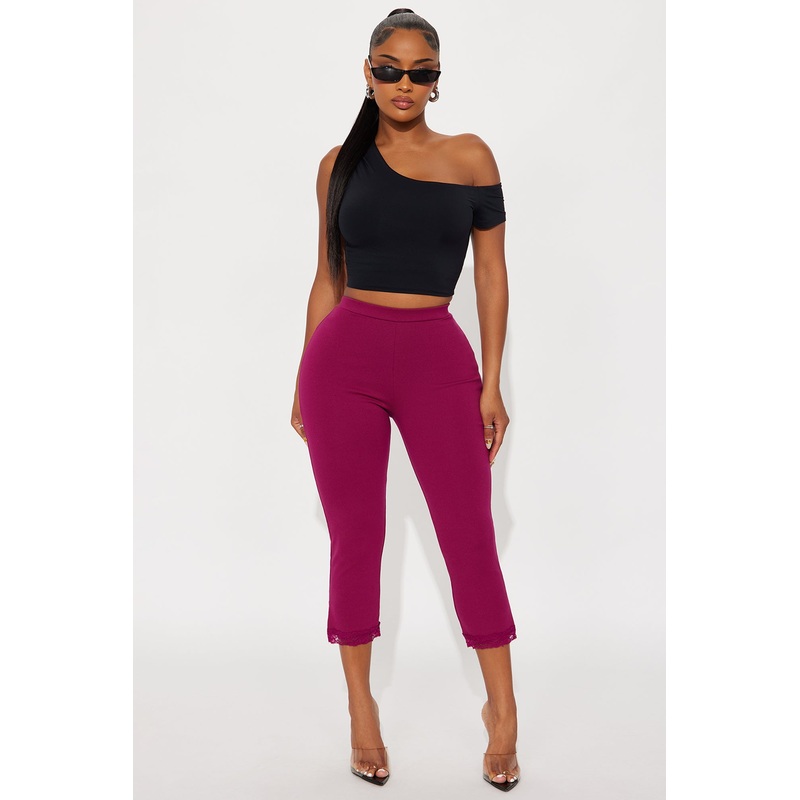 Swept Away Lace Trim Capri Legging – Raspberry