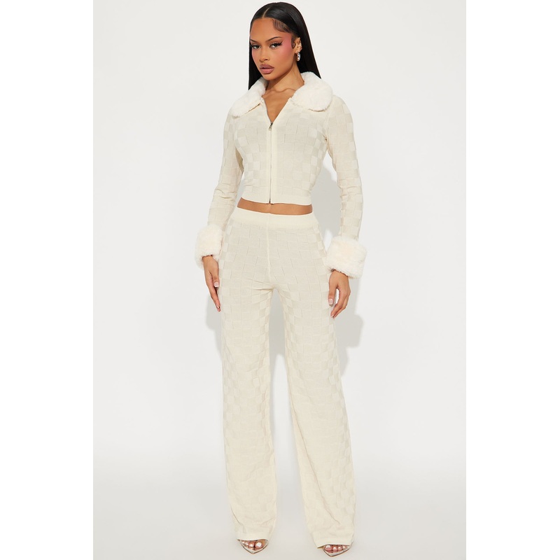 Cuffing Season Sweater Pant Set – Cream