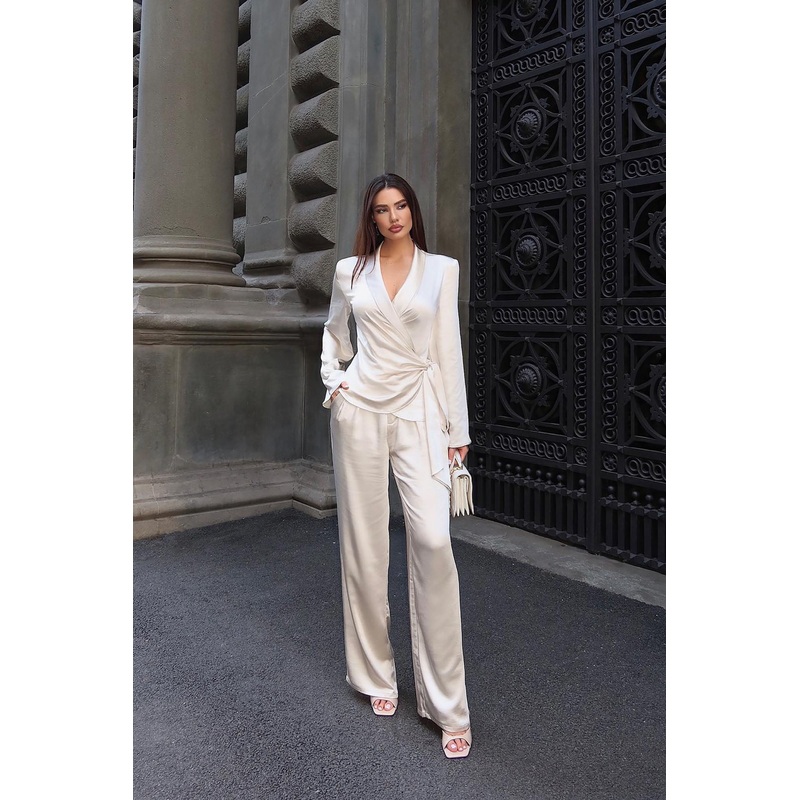 One And Only Satin Blazer Set – Champagne