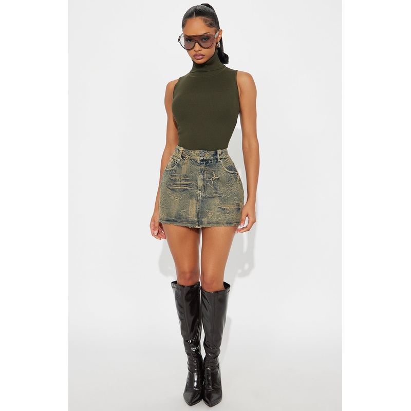 Baddie In Distress Denim Mini Skirt – Vintage Wash