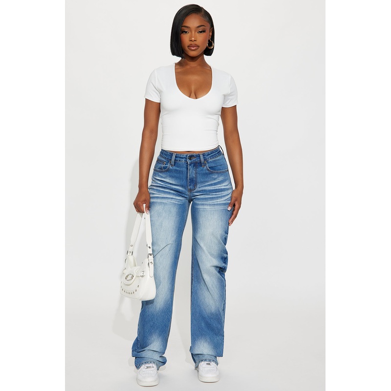Headturner Stacked Straight Leg Jeans – Medium Wash