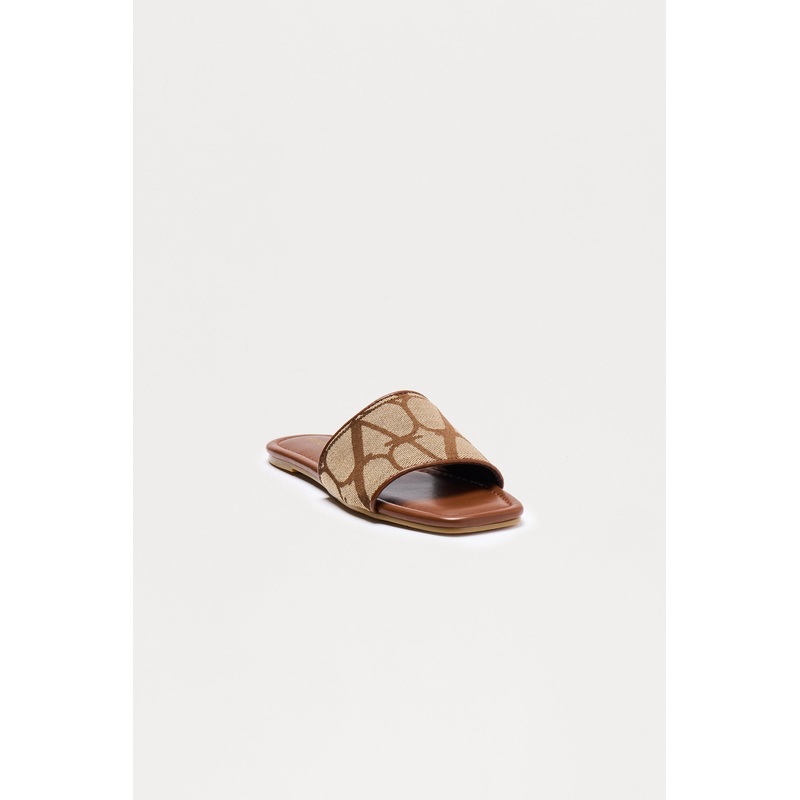 Xyla Novelty Print Slip On Sandals – Chocolate/Combo
