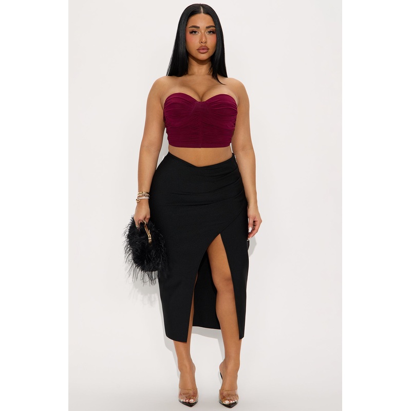 Don’t Get It Twisted Bandage Midi Skirt – Black
