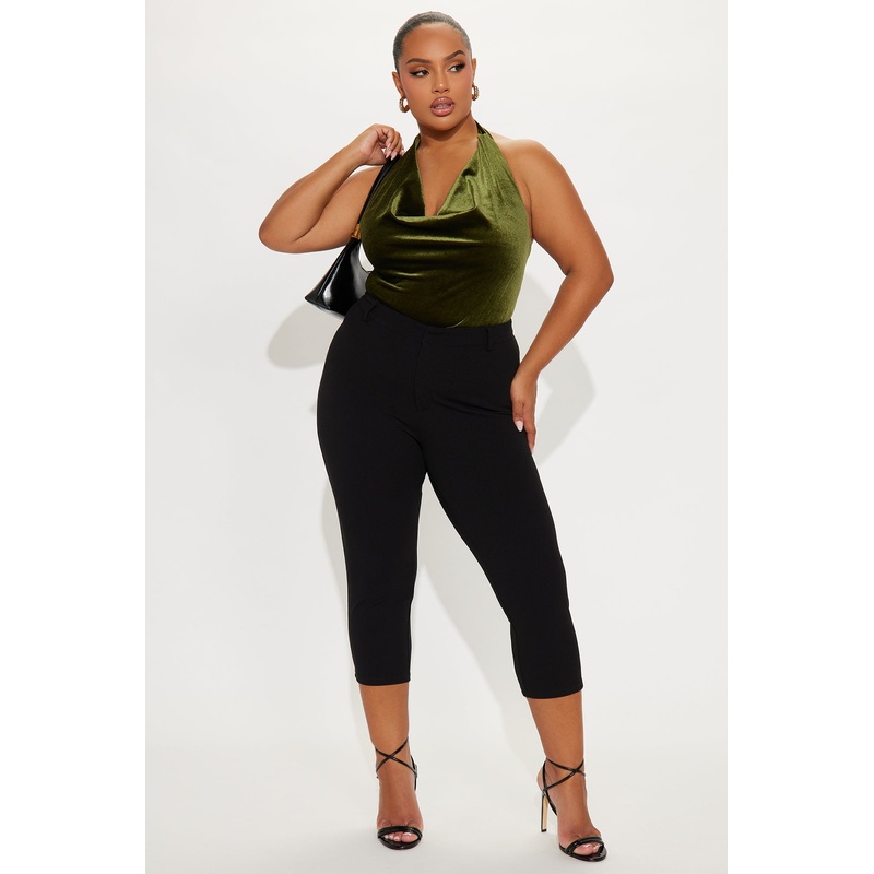 Under One Condition Crepe Capri Pant – Black