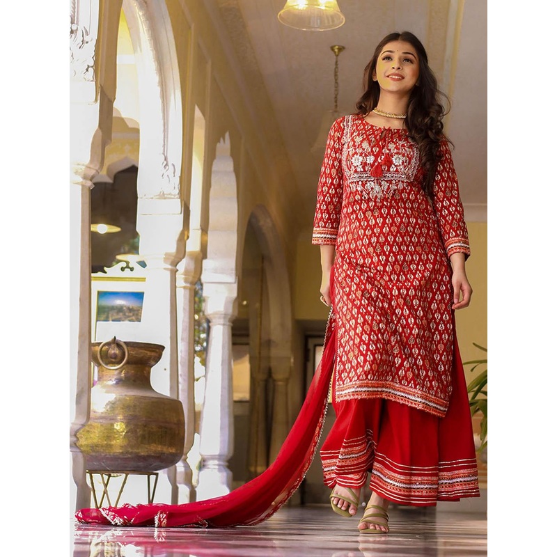 Divena Women Maroon Floral Printed Regular Gotta Patti Pure Cotton Kurta with Palazzos & With Dupatta