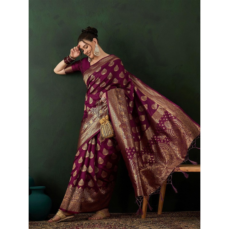 Sangria Woven Design Saree With Blouse Piece