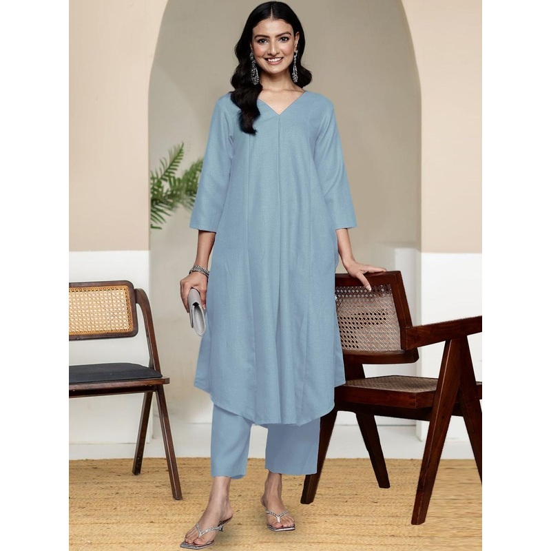 AADVIKA Women Regular Kurta with Trousers