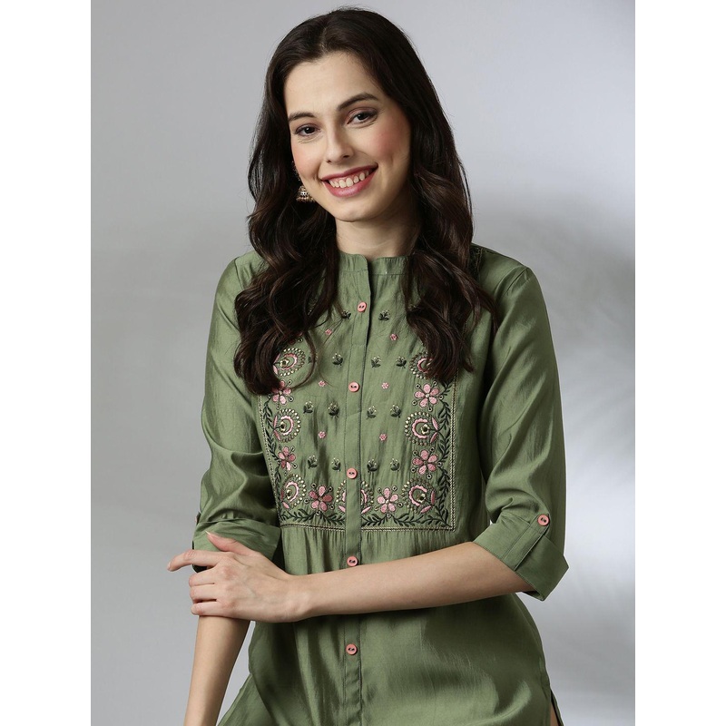 Anouk Floral Yoke Design Mandarin Collar Thread Work Straight Kurta