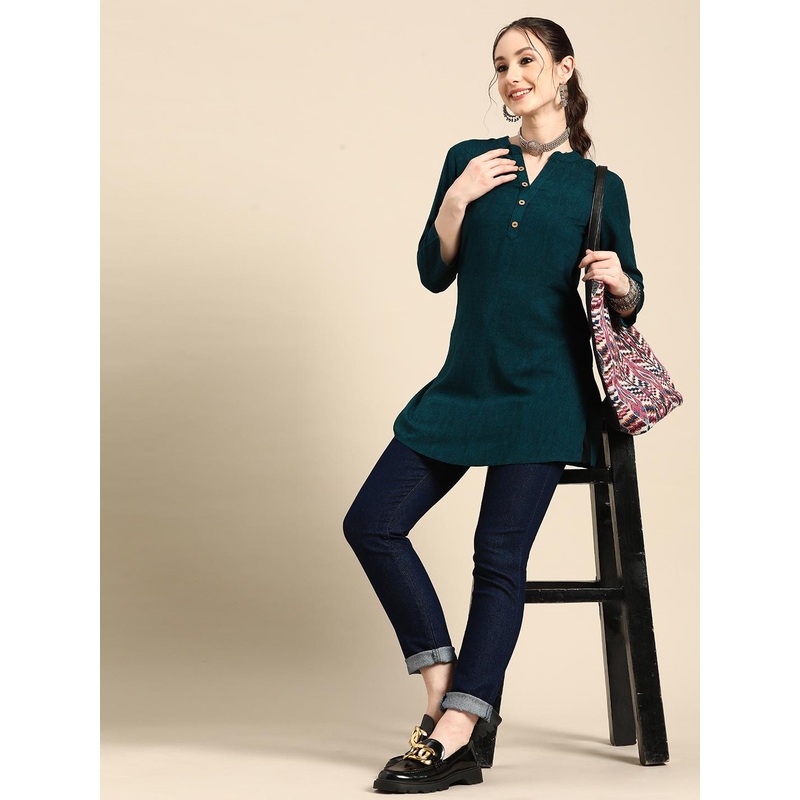 Sangria Printed Mandarin Collar Short Kurti