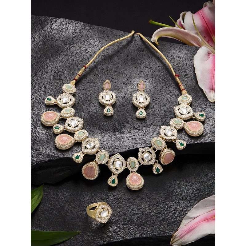 Zaveri Pearls Gold-Plated Kundan-Studded & Beaded Jewellery Set