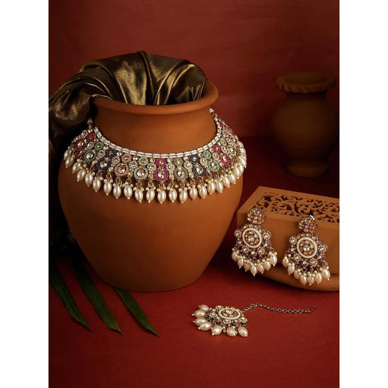 Zaveri Pearls Gold-Plated Stones-Studded & Pearls Beaded Jewellery Set