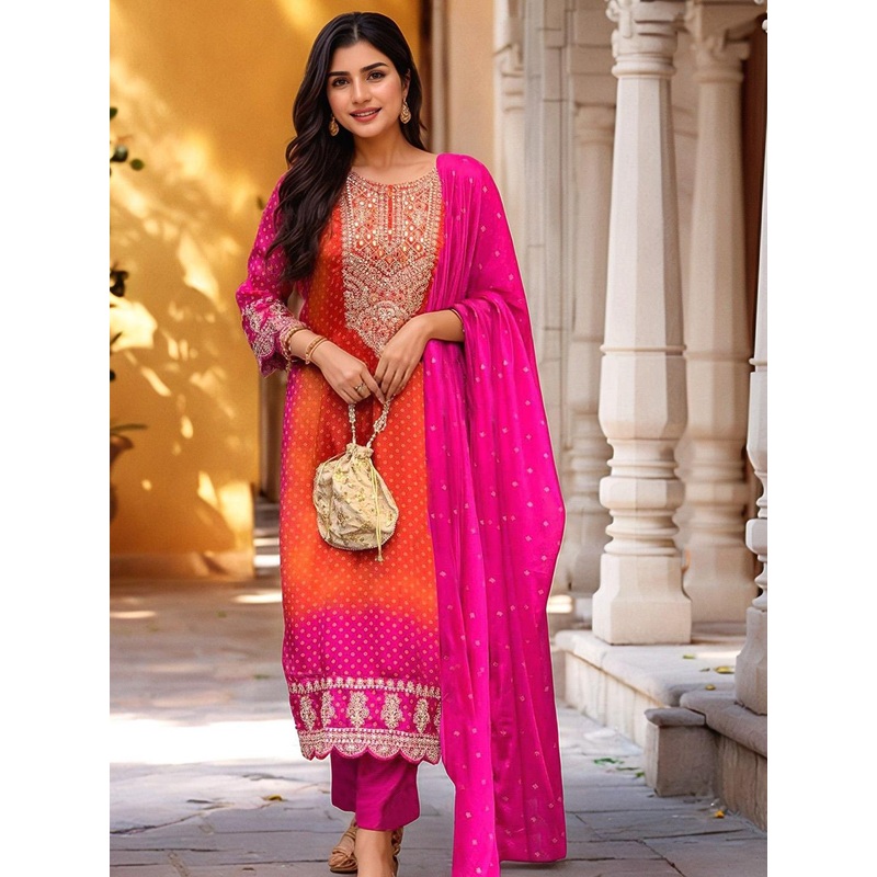 Aaghnya Women Woven Design Woven Design Kurta with Trousers & Dupatta