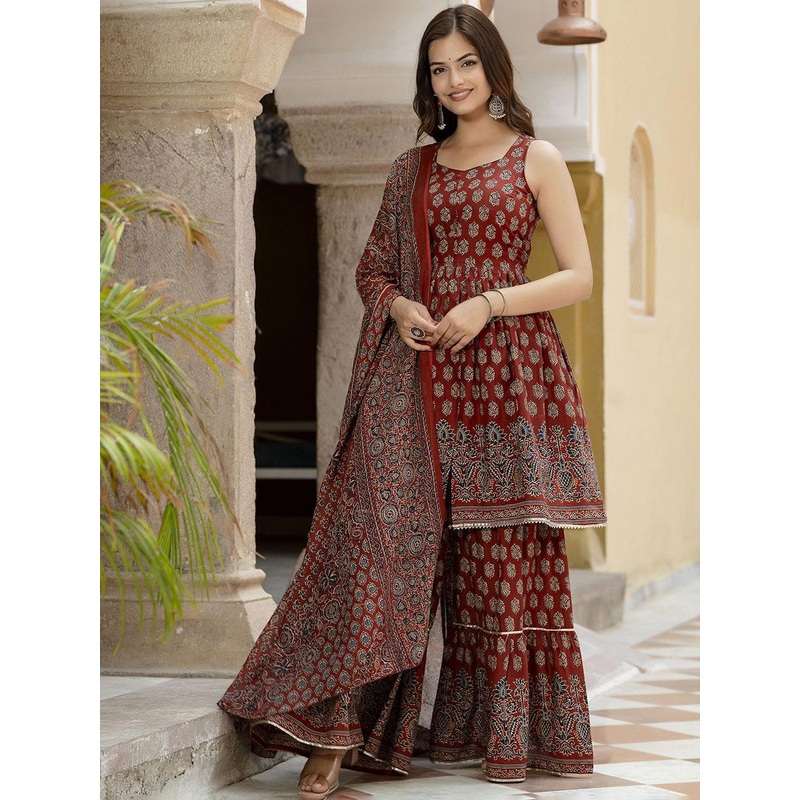 Nayo Ethnic Motifs Printed Sweetheart Neck Pure Cotton Kurta with Sharara & Dupatta
