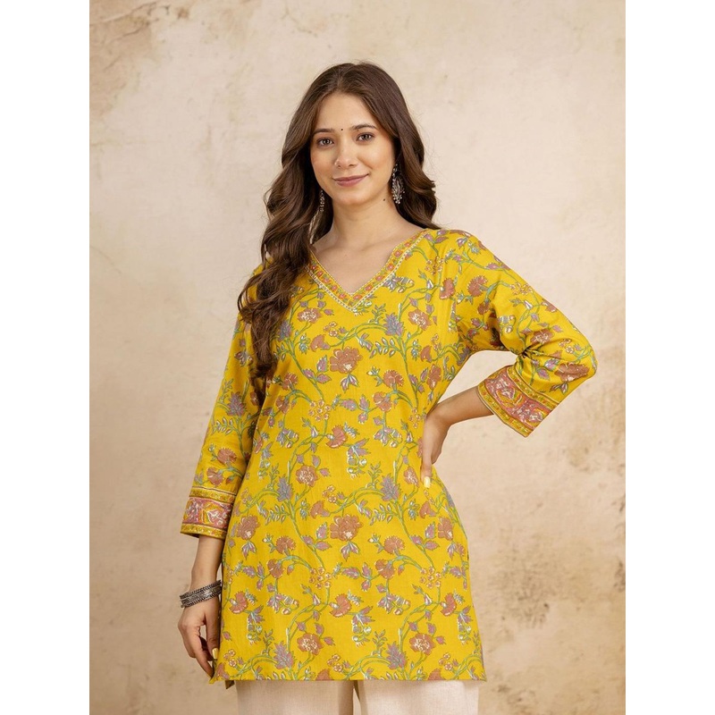 Sa Rasa Women Ethnic Motifs Printed V-Neck Pure Cotton Kurti