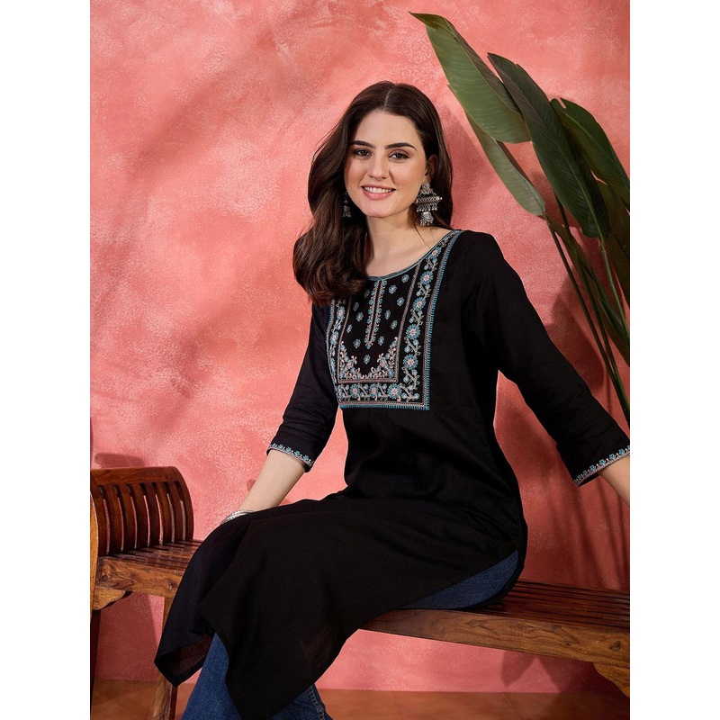 Sangria Yoke Design Embroidered Round Neck Straight Kurta