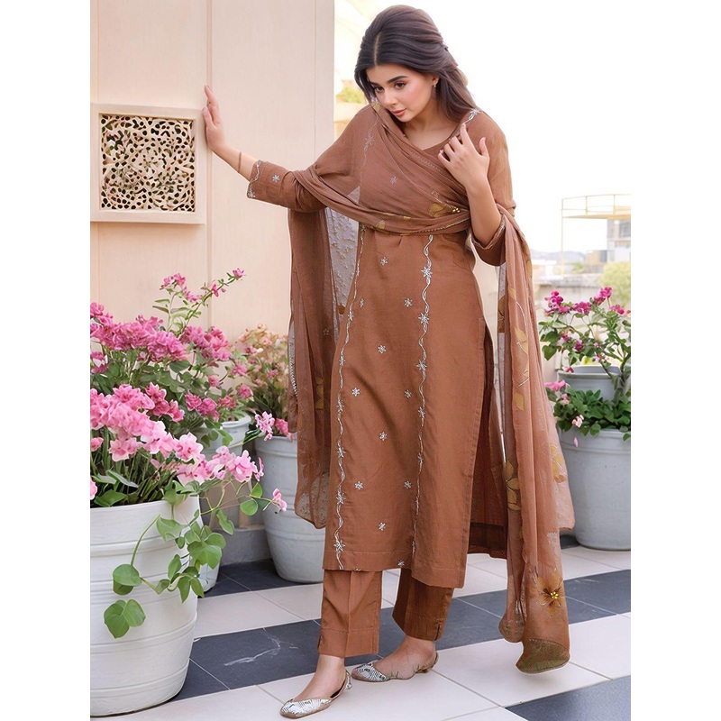 Aaghnya Women Ethnic Embroidered Regular Thread Work Kurta with Trousers & With Dupatta