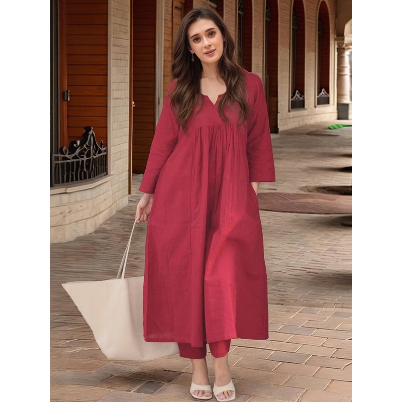 Aaghnya Women Solid Viscose Rayon Kurta Sets