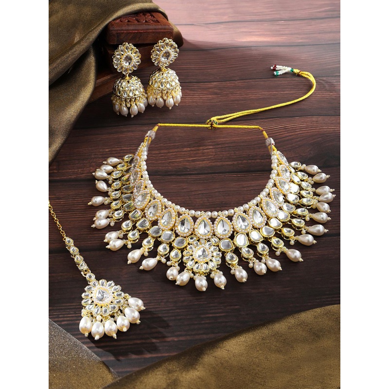 Zaveri Pearls Gold-Plated Kundan Studded Beaded Necklace With Earrings & Maang Tika