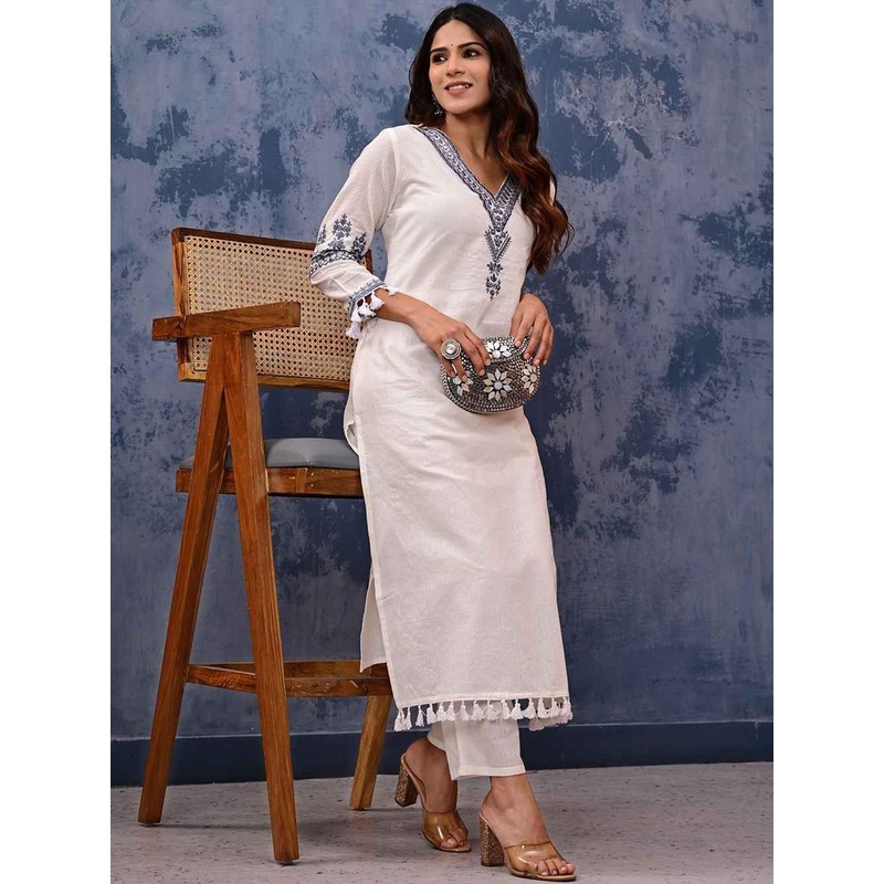 AAYUMI Women Ethnic Motifs Regular Thread Work Pure Cotton Kurta with Trousers Kurta Sets