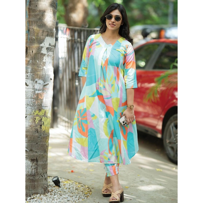 HAY Geometric Printed V-Neck A-Line Kurta With Trouser