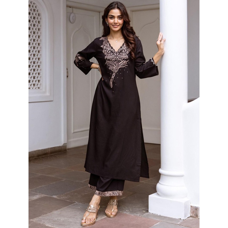 Indo Era Women Floral Embroidered Regular Kurta with Trousers