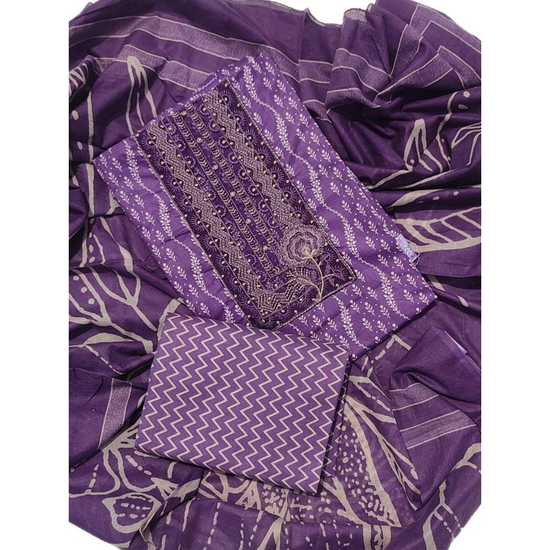 GC 80 BY GAURI COLLECTION Ethnic Motifs Thread Work Pure Cotton Unstitched Dress Material