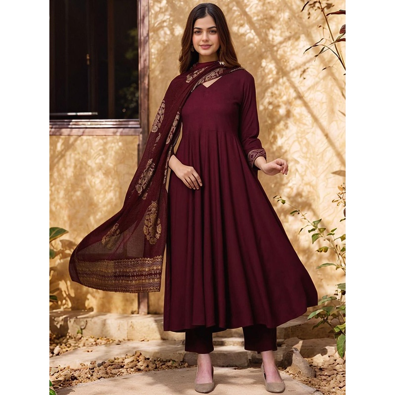 Aaghnya Women Ethnic Motifs Printed Anarkali Kurta with Trousers & Dupatta