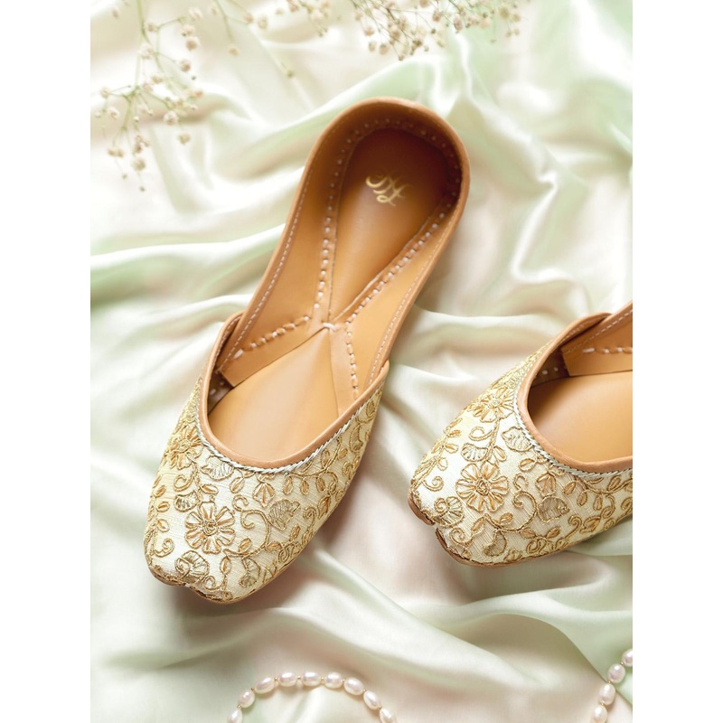 House of Pataudi Women Beige & Gold-Toned Embellished Handcrafted Mojaris