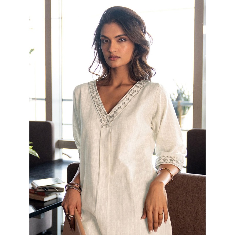 Libas Woven Design V-Neck Pure Cotton Straight Kurta