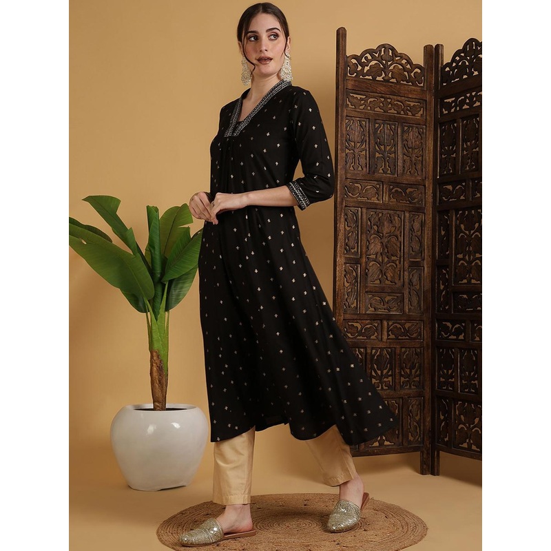 Sangria Embroidered Anarkali Kurta