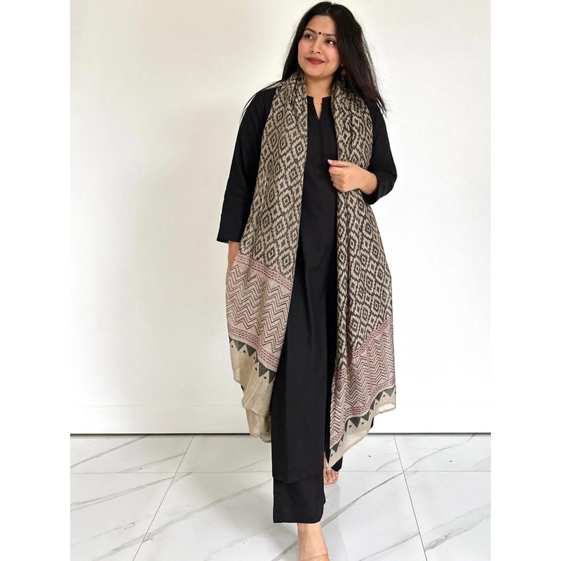 GoSriKi Notched Round Neck Straight Kurta with Palazzos & Dupatta