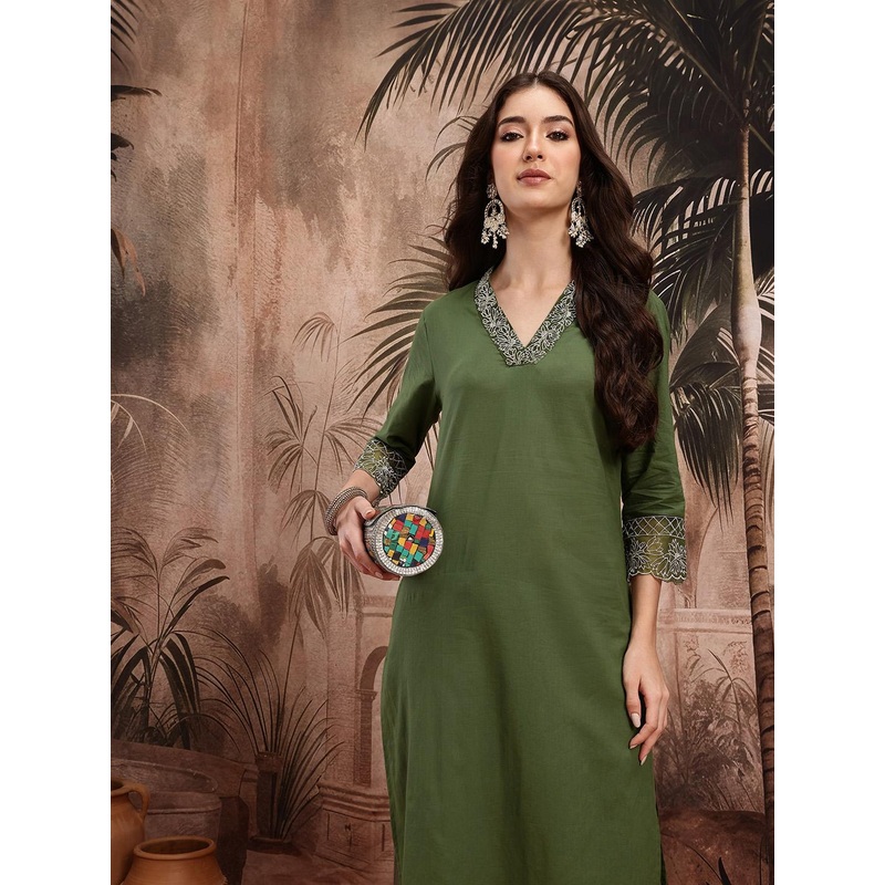 Sangria Thread Detail Yoke Design Kurta