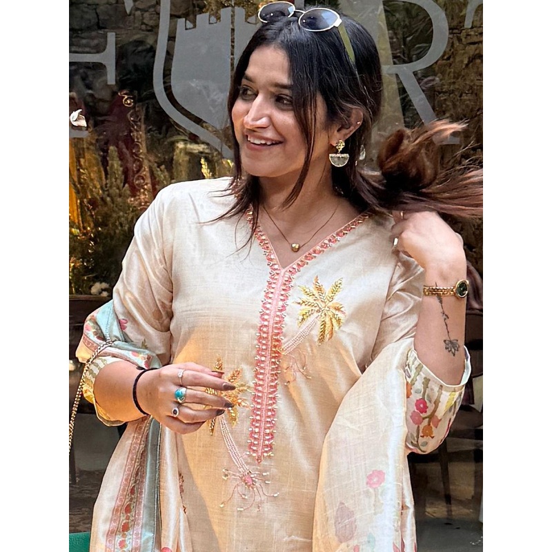 VredeVogel Floral Embroidered Beads and Stones Straight Kurta With Palazzos & Dupatta