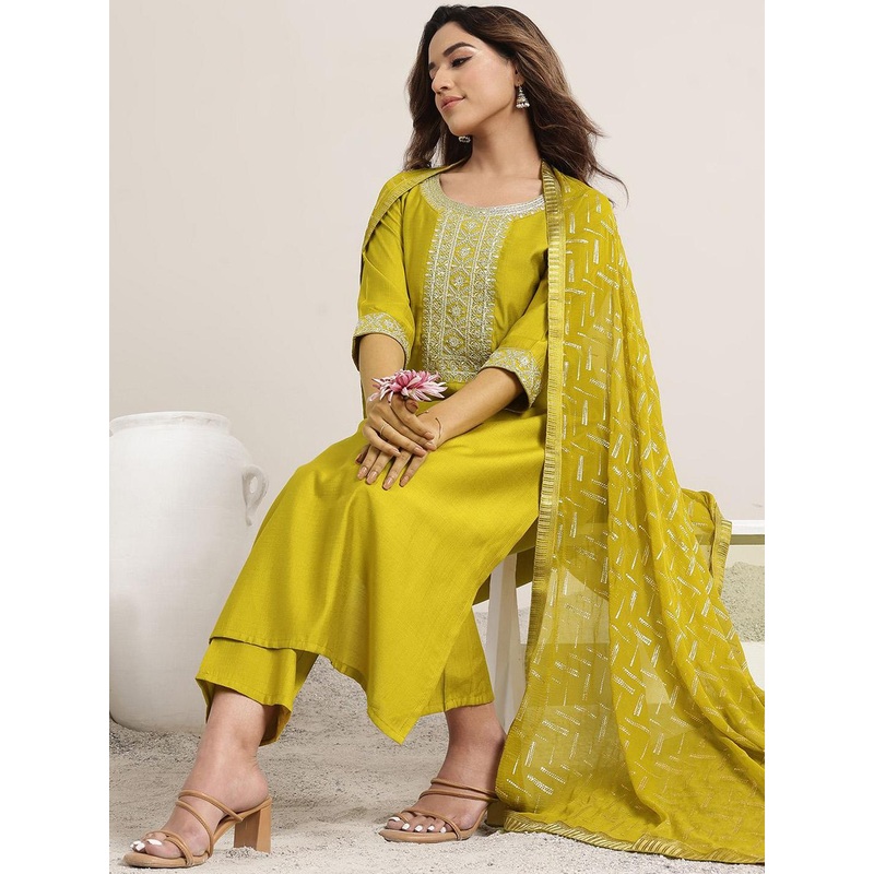 Gerua By Libas Women Floral Yoke Design Kurta with Trousers & Dupatta