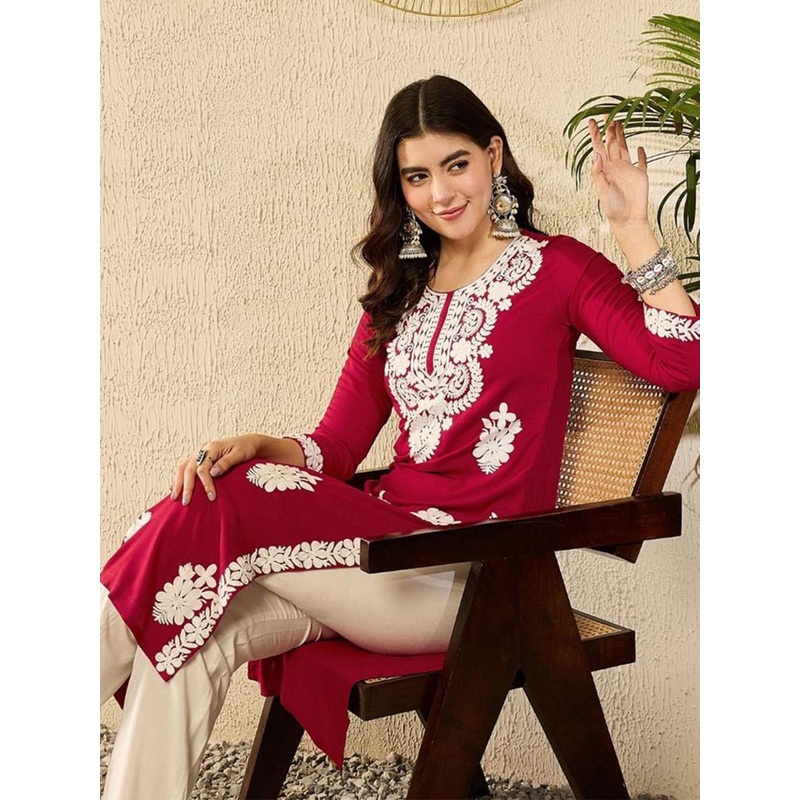 KALINI Floral Embroidered Round Neck Chikankari Straight Kurta