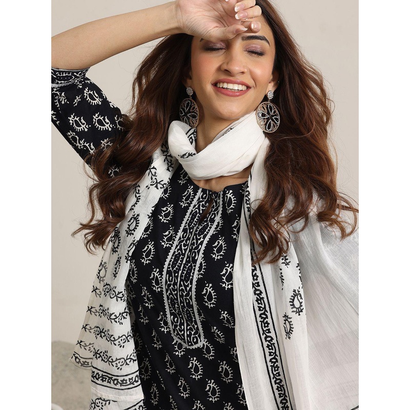 Libas Women Paisley Printed Gotta Patti Kurta with Trousers & With Dupatta