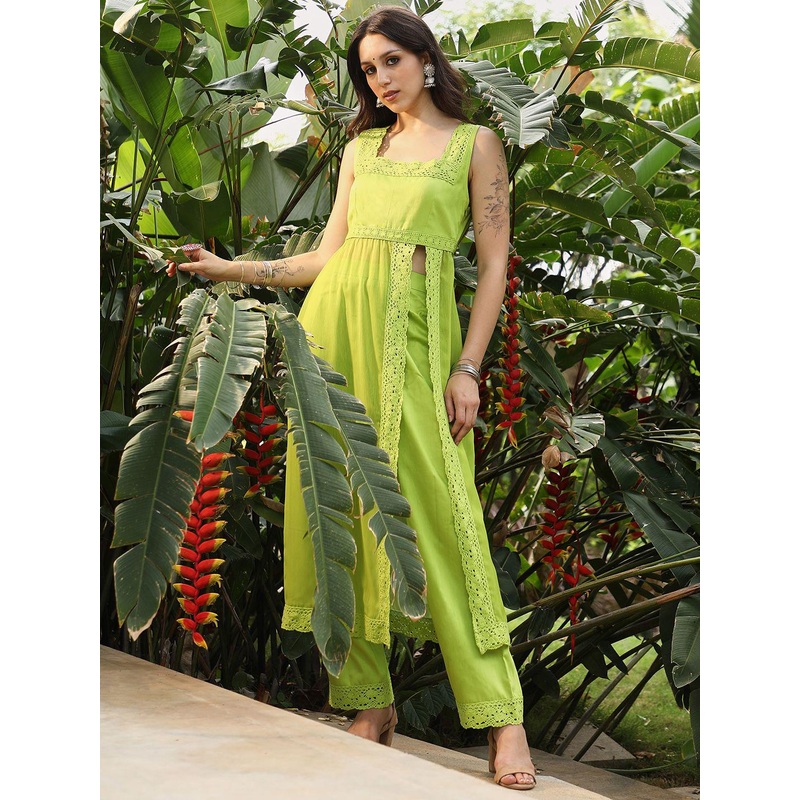 QISSA Women Regular Kurta with Trousers