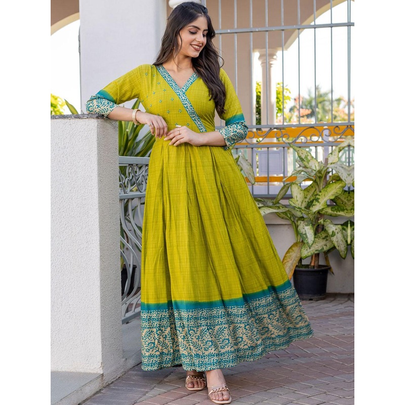 ARADHNA Checked Thread Work V-Neck Anarkali Kurta