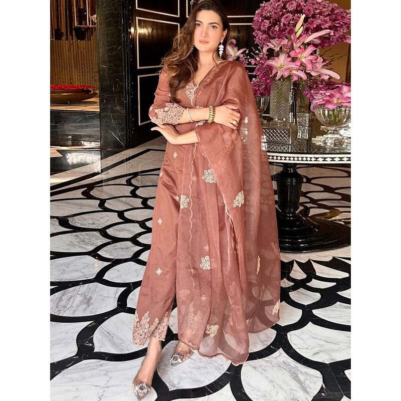 Royal Export Floral Embroidered Regular Thread Work Straight Kurta with Palazzos & Dupatta