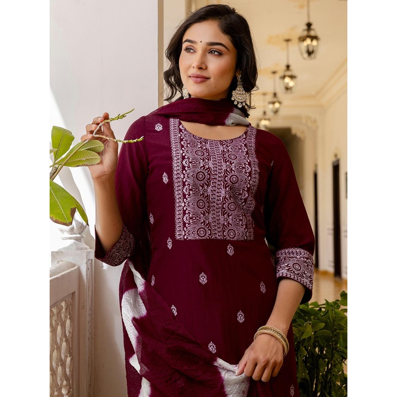 SANISA Floral Printed Chinon Round Neck Straight Kurta With Trousers And Dupatta